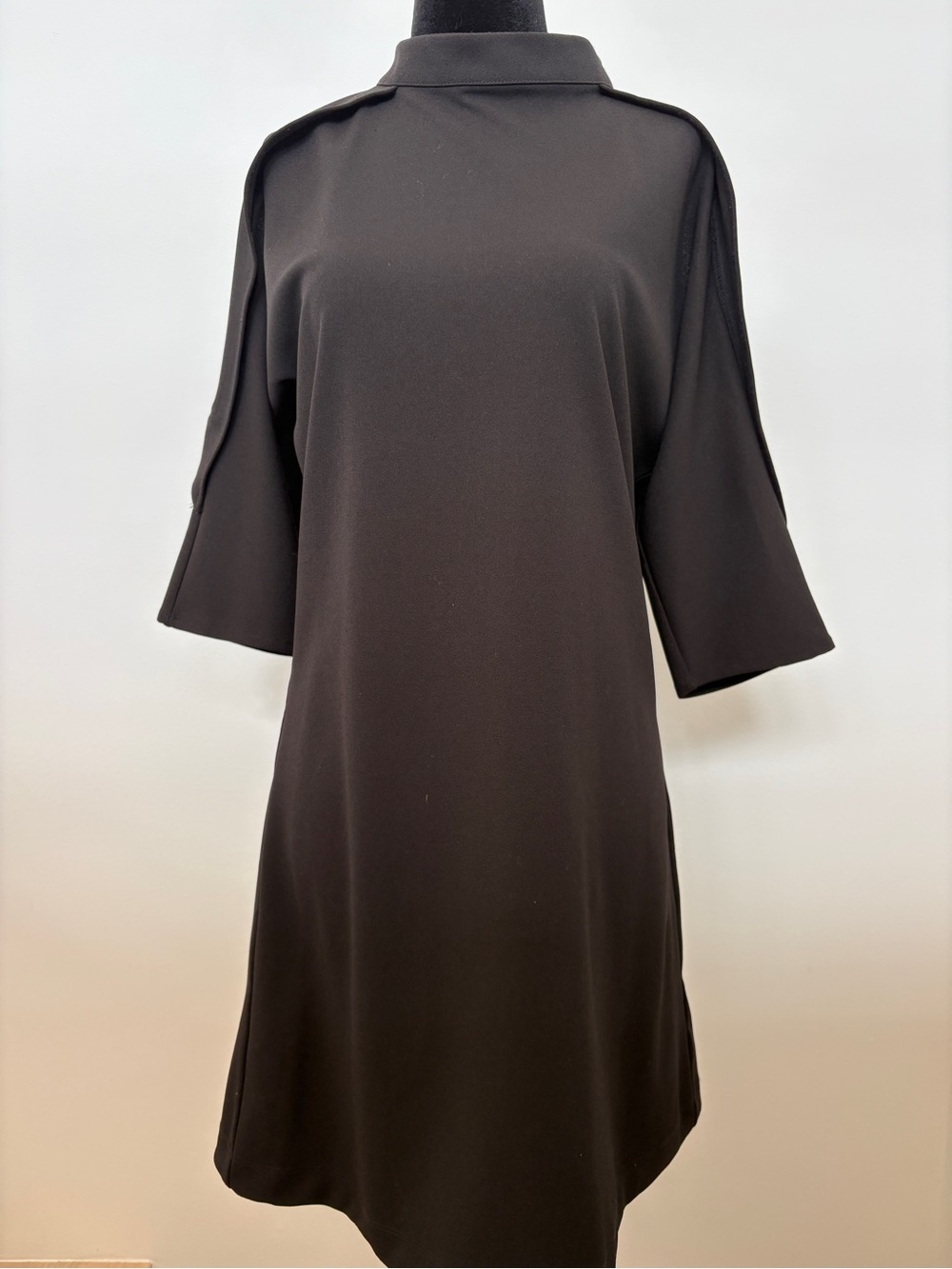bebe Black Midi Shift Dress open shoulders Mandarin Collar